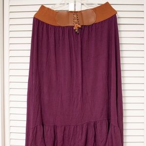 Burgundy High-Low Skirt (L)